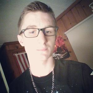 Meet your Posher, Kyle